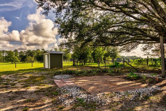 24948 WALKABOUT RANCH ROAD, Sorrento, FL 32776