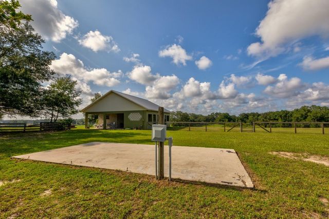 24948 WALKABOUT RANCH ROAD, Sorrento, FL 32776