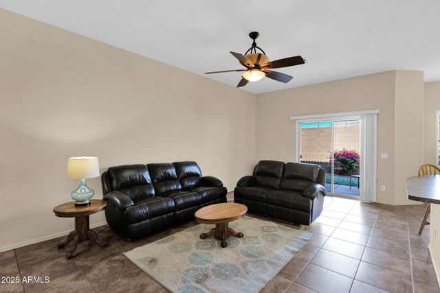 25 S QUINN Circle 58, Mesa, AZ 85206