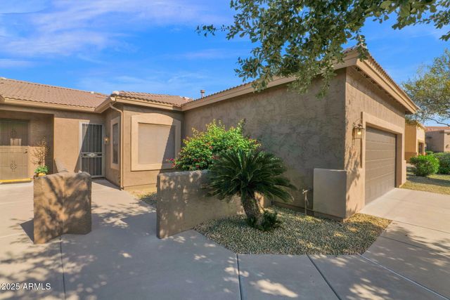 25 S QUINN Circle 58, Mesa, AZ 85206