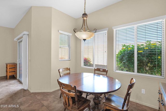 25 S QUINN Circle 58, Mesa, AZ 85206