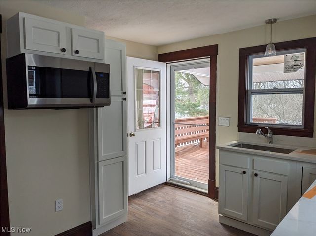 298 Substation Road, Brunswick, OH 44212