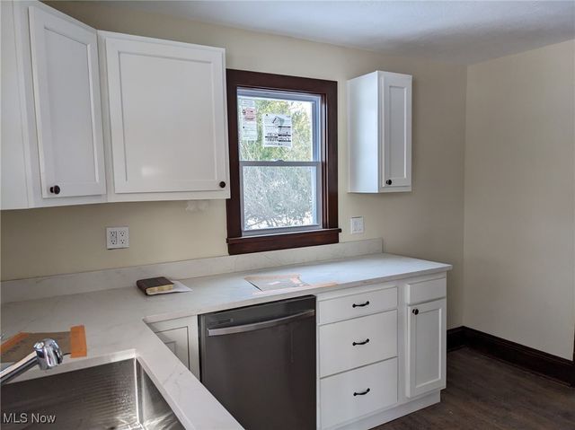 298 Substation Road, Brunswick, OH 44212