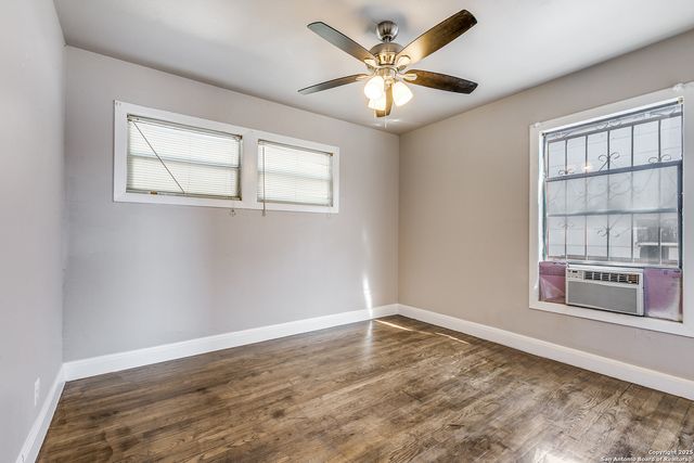 354 Las Palmas, San Antonio, TX 78237