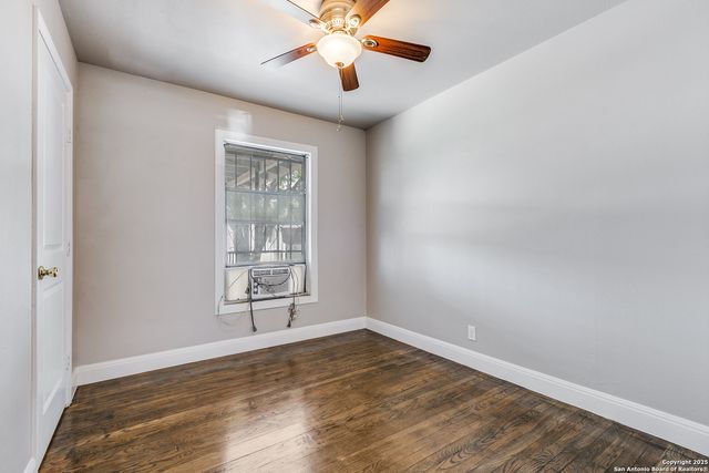 354 Las Palmas, San Antonio, TX 78237