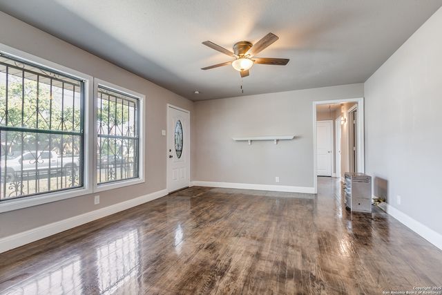 354 Las Palmas, San Antonio, TX 78237