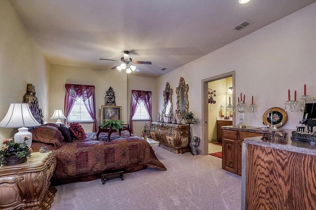 636 Possom Trot Hollow Road, Whitewright, TX 75491