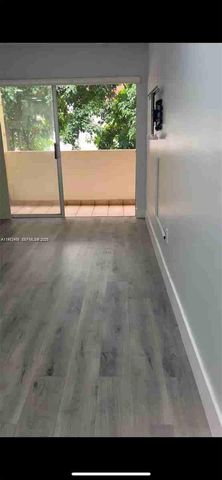 1555 W 44th Pl 247, Hialeah, FL 33012