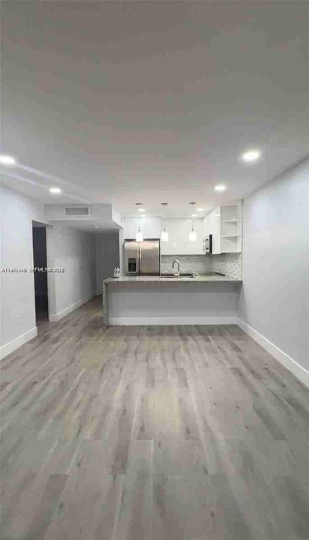 1555 W 44th Pl 247, Hialeah, FL 33012