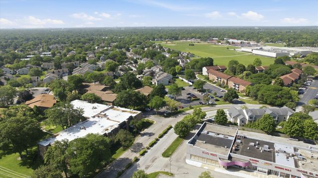 1100 E Randville Drive 203, Palatine, IL 60074