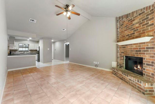 1010 E Red Cedar Circle, The Woodlands, TX 77380
