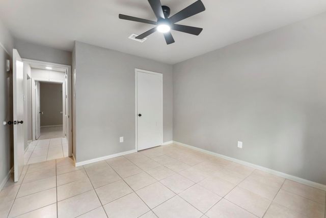 1010 E Red Cedar Circle, The Woodlands, TX 77380