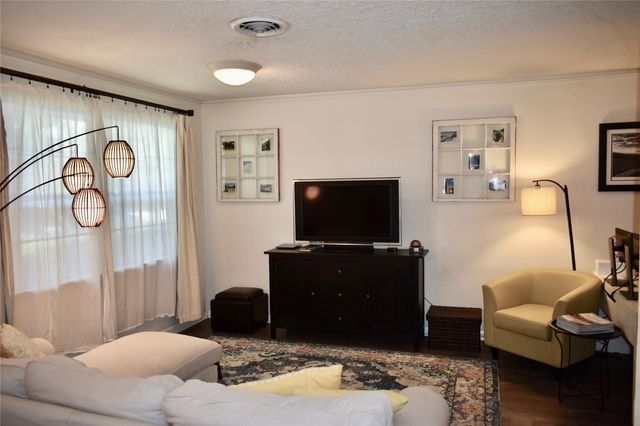 4624 Verone Street, Bellaire, TX 77401