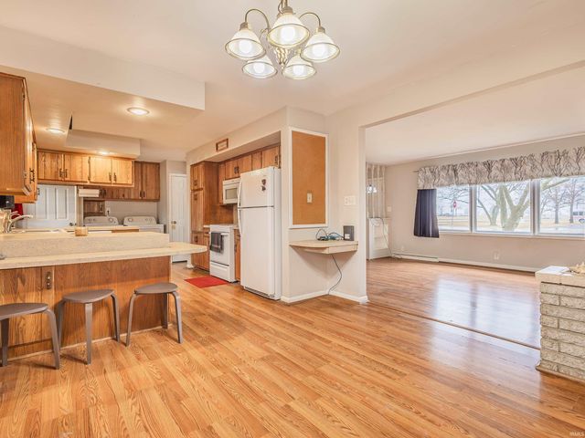 1224 W Clark, Berne, IN 46711