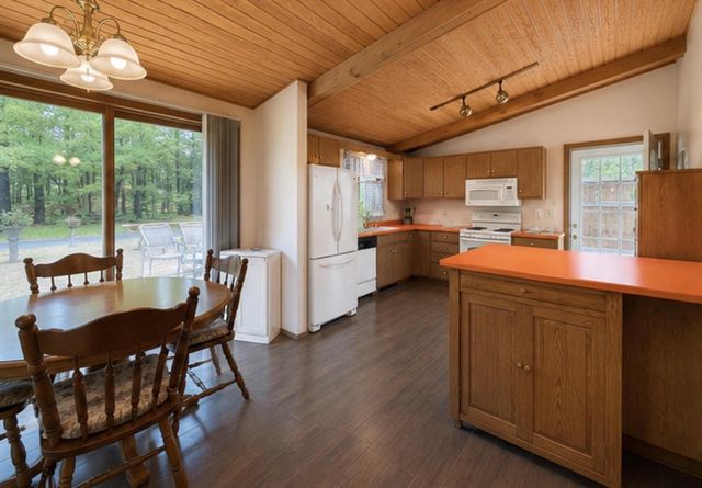 1944 Lake Drive, Friendship, WI 53934
