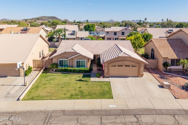 3833 W MISTY WILLOW Lane, Glendale, AZ 85310