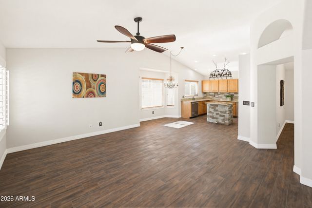 3833 W MISTY WILLOW Lane, Glendale, AZ 85310