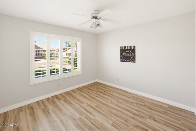 3833 W MISTY WILLOW Lane, Glendale, AZ 85310