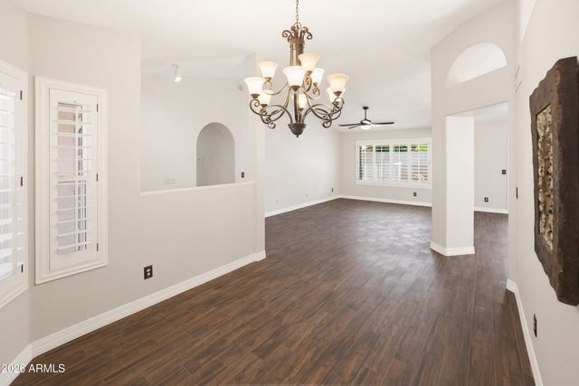 3833 W MISTY WILLOW Lane, Glendale, AZ 85310