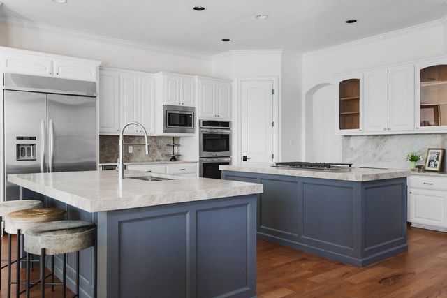 8513 Chalk Knoll DR, Austin, TX 78735