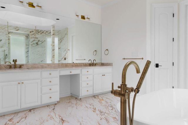 8513 Chalk Knoll DR, Austin, TX 78735