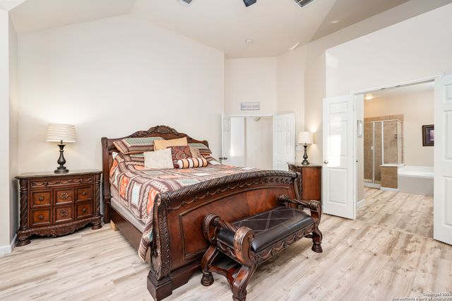 10414 Rainbow View, Helotes, TX 78023