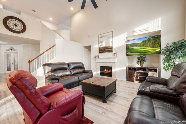 10414 Rainbow View, Helotes, TX 78023