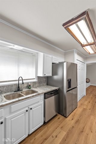 9224 Midvale Drive, Shreveport, LA 71118