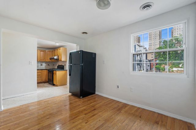 446 MERCER ST, Jc, Journal Square, NJ 07302