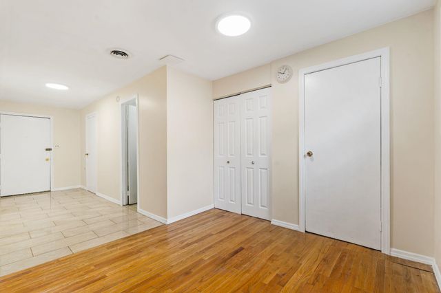 446 MERCER ST, Jc, Journal Square, NJ 07302