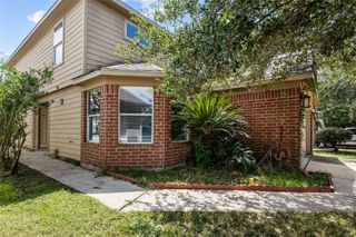 2811 Oakland Brook Street, Houston, TX 77038