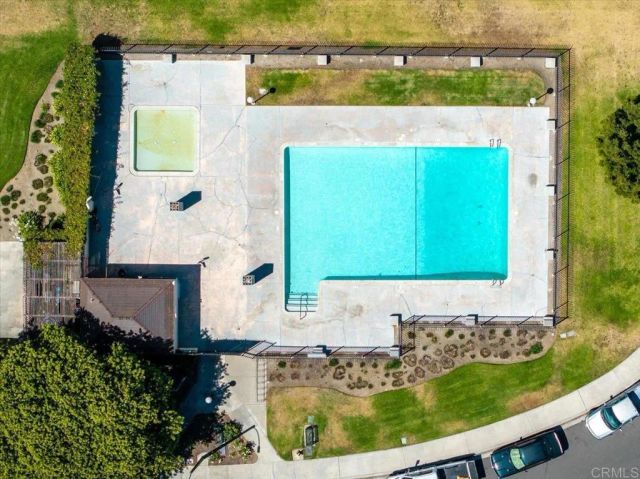 501 Smoketree Glen, Escondido, CA 92026