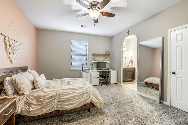 19519 Lighted Hill Court, Cypress, TX 77433