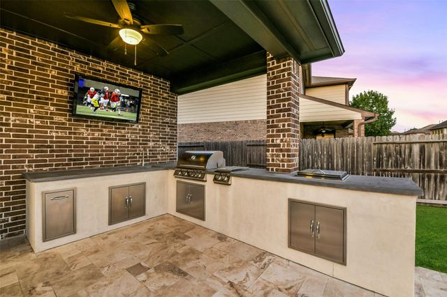 19519 Lighted Hill Court, Cypress, TX 77433