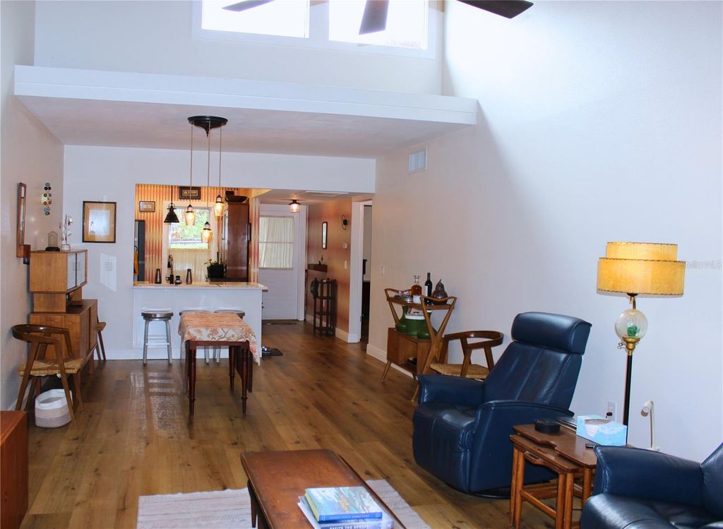 Image 12 of property listing at 11 EL RECODO 11, Lakeland, FL 33813