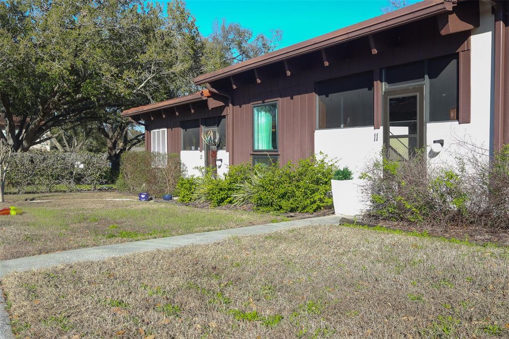 Image 35 of property listing at 11 EL RECODO 11, Lakeland, FL 33813