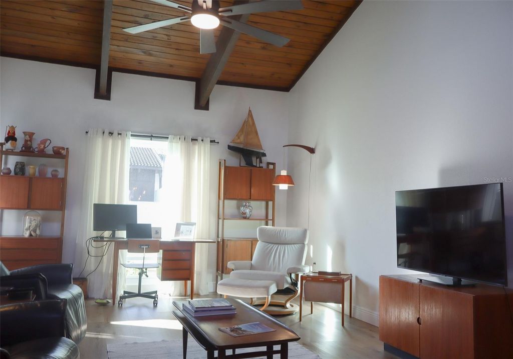 Image 10 of property listing at 11 EL RECODO 11, Lakeland, FL 33813