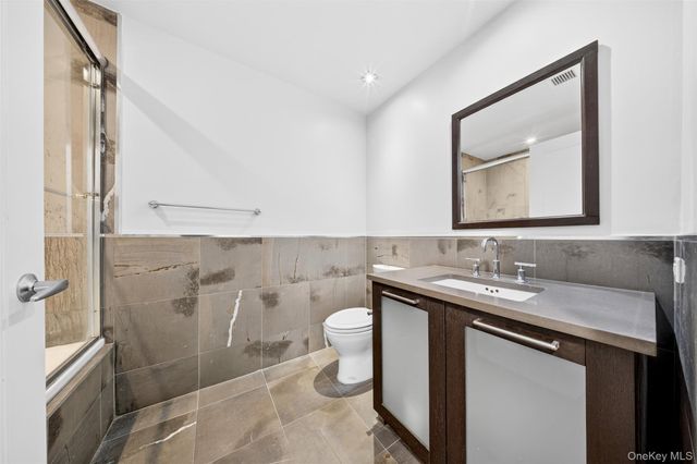 6405 Yellowstone Boulevard 206AS, Forest Hills, NY 11375