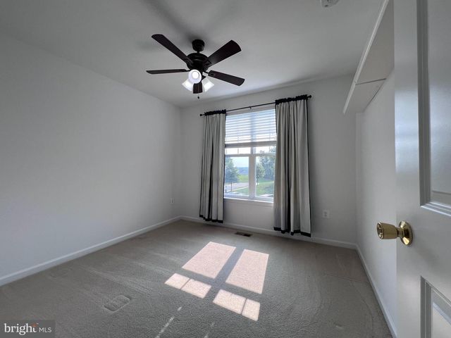 9243 DAWKINS CREST CIR, Bristow, VA 20136