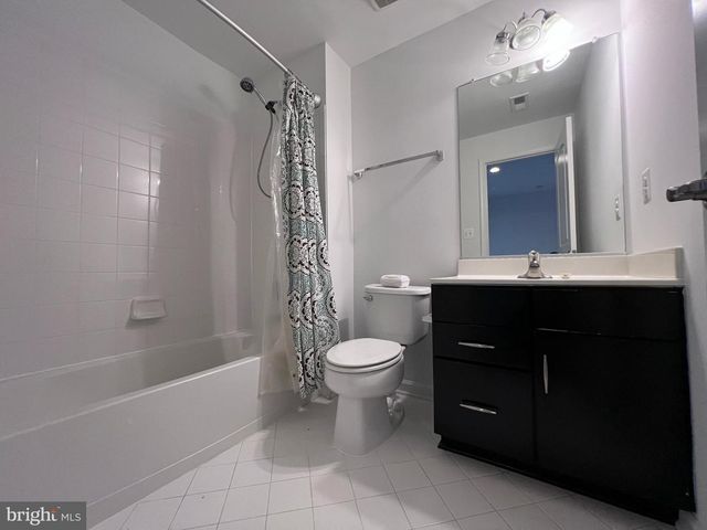 9243 DAWKINS CREST CIR, Bristow, VA 20136