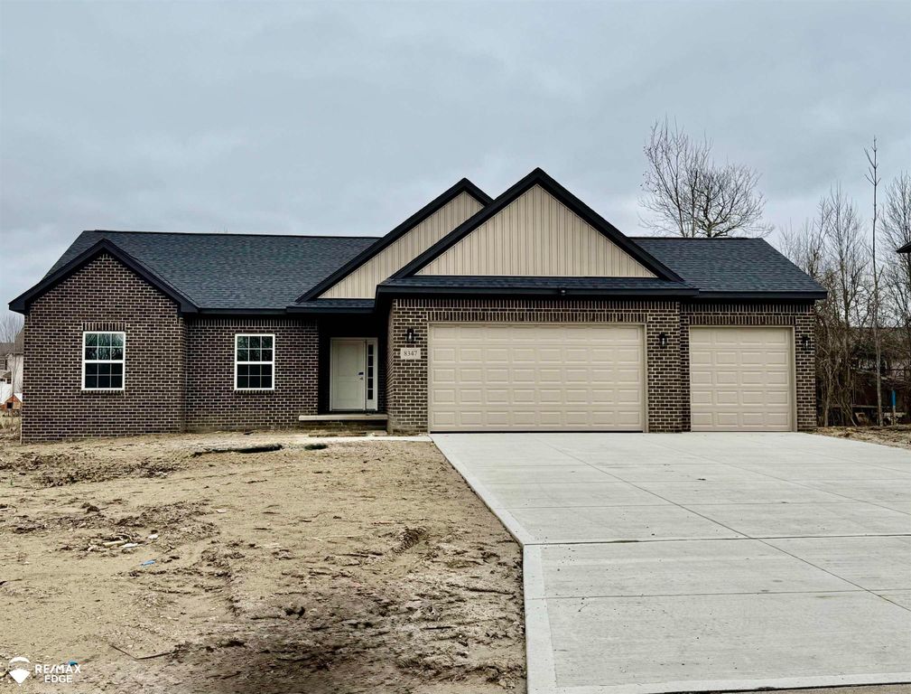 8347 Peninsula Circle, Mundy Twp, MI 48439