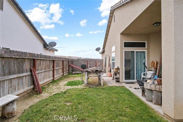 327 Hart Drive, Merced, CA 95348