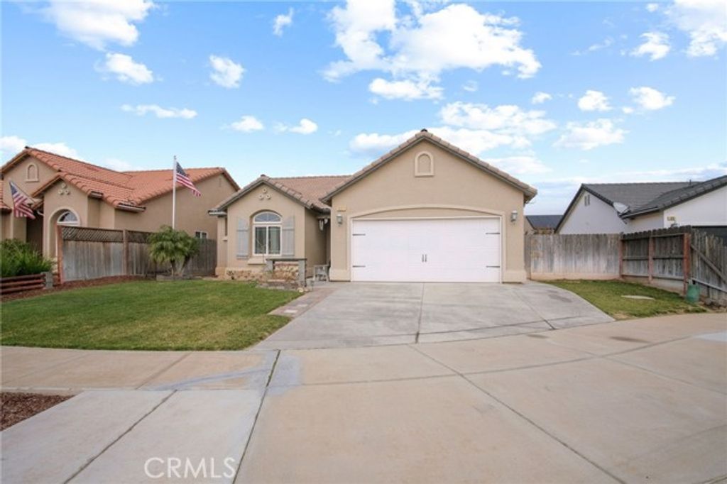 327 Hart Drive, Merced, CA 95348