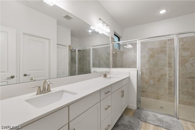 1473 Birdie DR, Naples, FL 34120