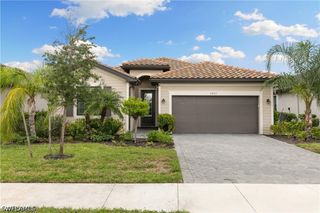 1473 Birdie DR, Naples, FL 34120