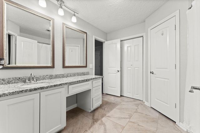 12730 Lake Conroe Hills Drive, Willis, TX 77318