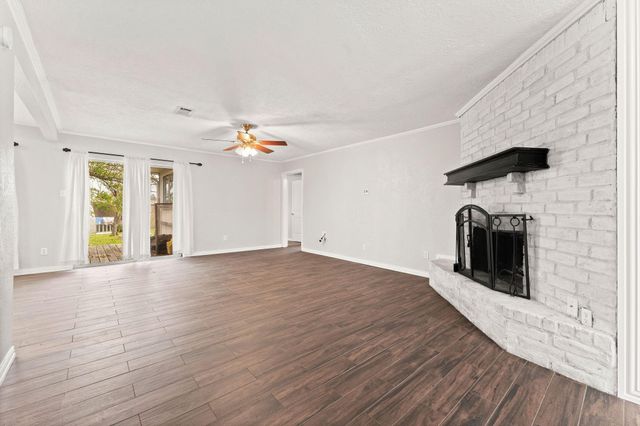 12730 Lake Conroe Hills Drive, Willis, TX 77318
