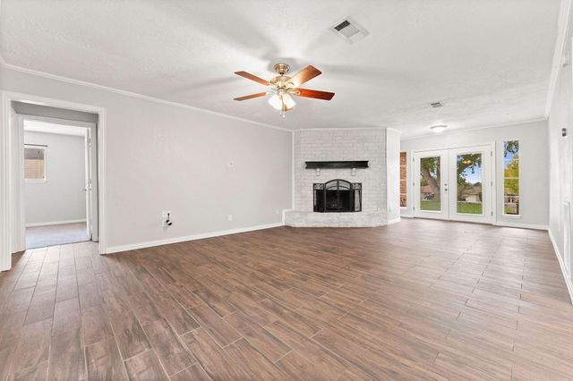12730 Lake Conroe Hills Drive, Willis, TX 77318