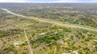 452 River View DR, Johnson City, TX 78636