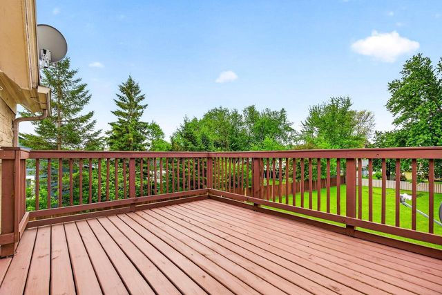 1003 DEPOT STREET, Little Chute, WI 54140